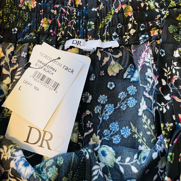 DR2 Floral Paperbag Shorts - Picture 8 of 9